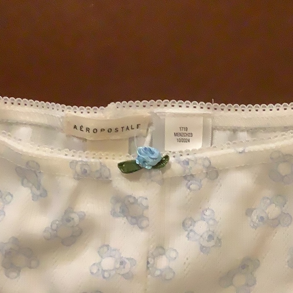 NWT Aeropostale White Patterned pajama bottom Large - Picture 4 of 4